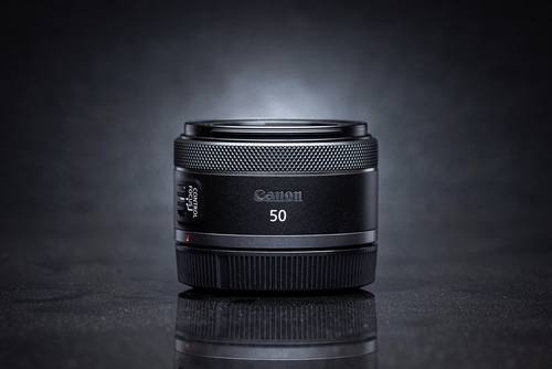 Объектив Canon RF 50mm F1.8 STM