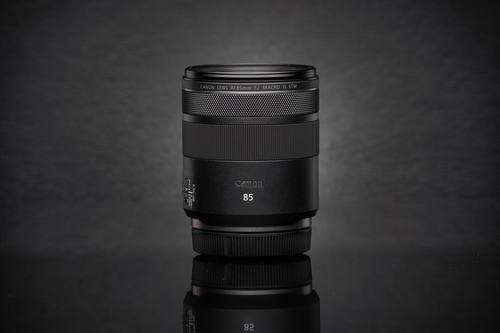 Объектив Canon RF 85mm F2 Macro IS STM