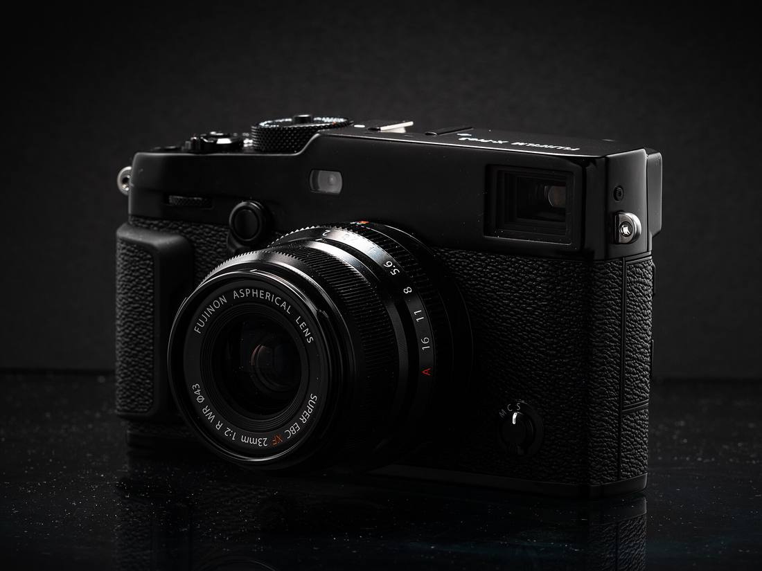 Объектив Fujinon XF 23mm F2 R WR на камере Fujifilm X-Pro3