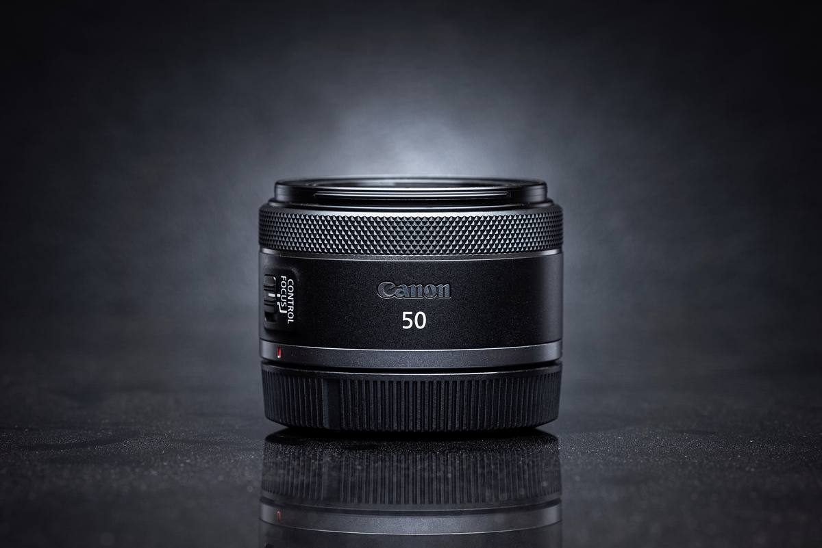 Объектив Canon RF 50mm F1.8 STM