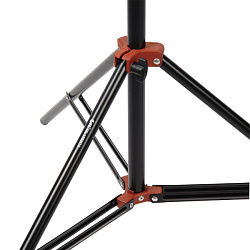 Стойка-тренога FEL-2440ST.0 для фото/видеостудии Стойка-тренога FEL-2440ST.0 для фото/видеостудии